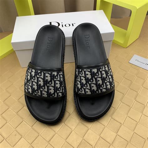 dior flip flops men.